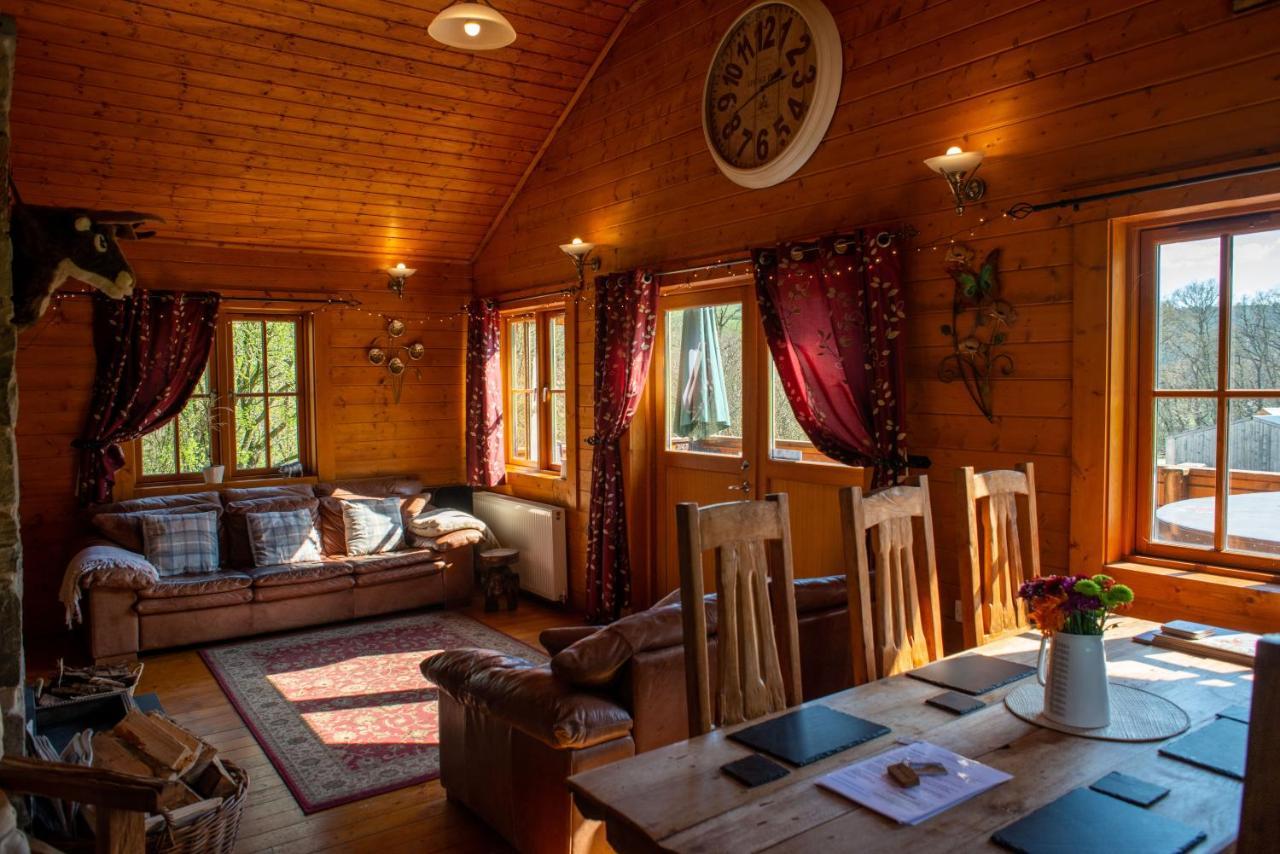 George Cabin - Log Cabin In Wales With Hot Tub Newtown  Esterno foto